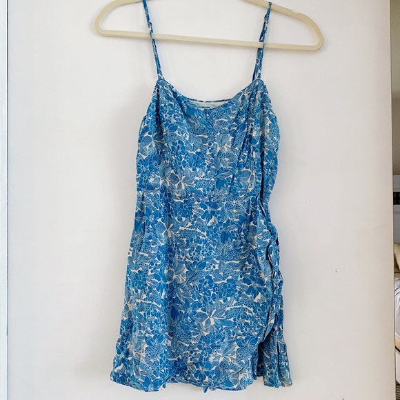 Urban Outfitters Kimchi Blue Mini Romper Wrap - Picture 3 of 5